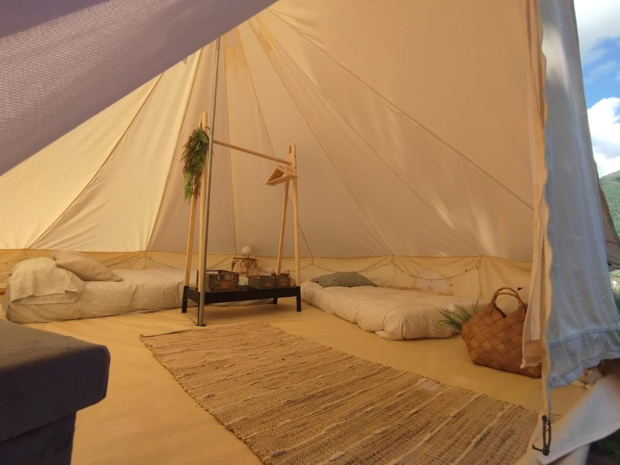 Camping La Zarapica - Palacios Del Sil Zewnętrze zdjęcie