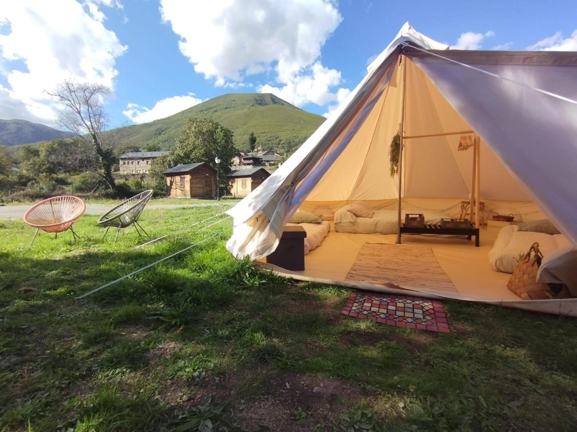 Camping La Zarapica - Palacios Del Sil Zewnętrze zdjęcie